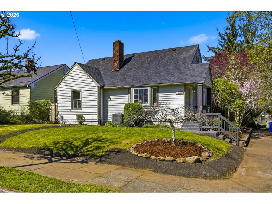 1775 NE Holman St, Portland, OR 97211 - #3