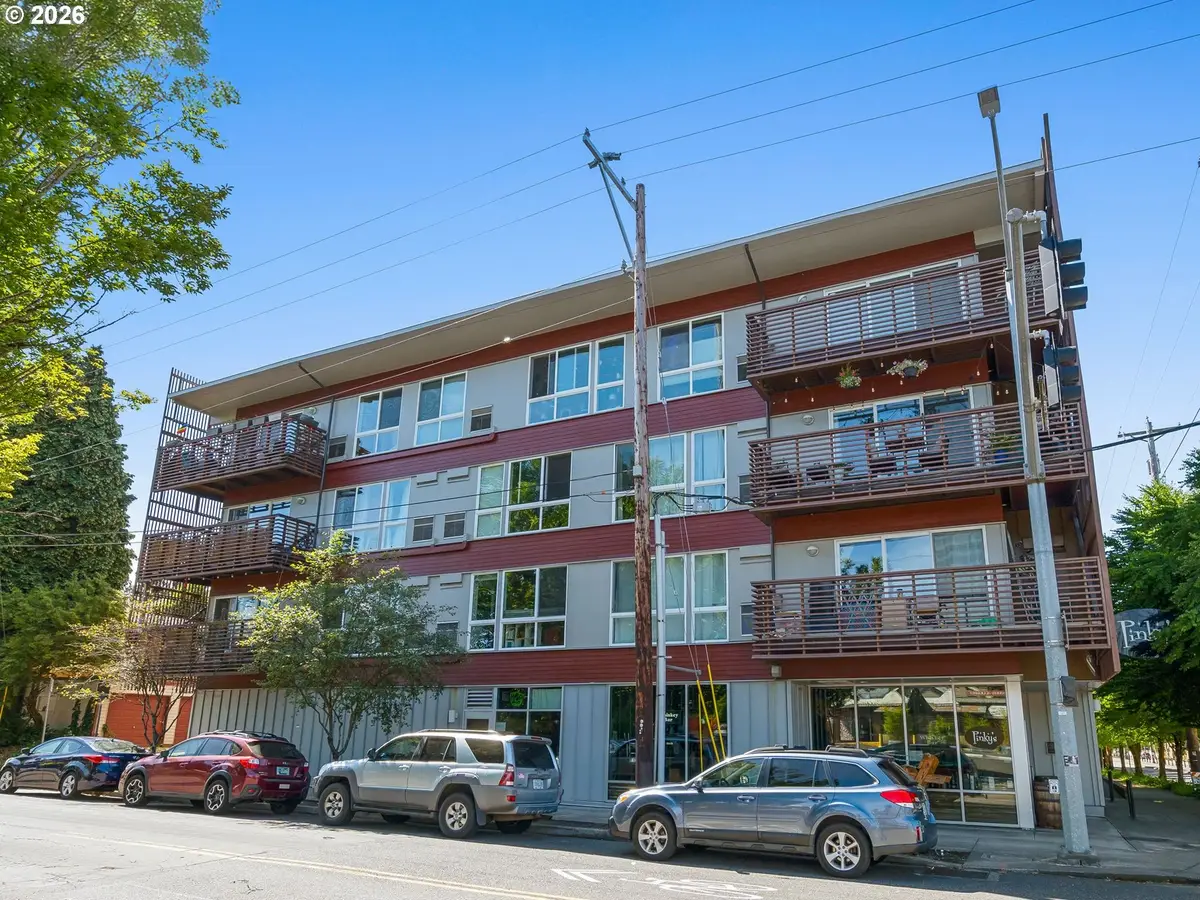 3970 N Interstate Ave #301, Portland, OR 97227 - #1