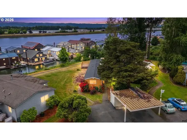 12261 N Westshore Dr, Portland, OR 97217