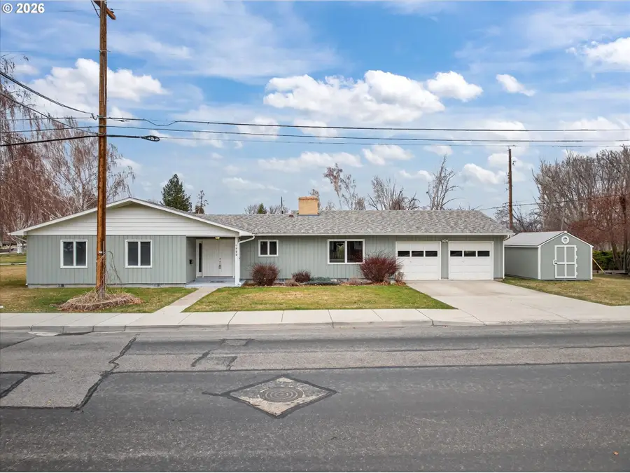1900 D St, Baker City, OR 97814 - #3