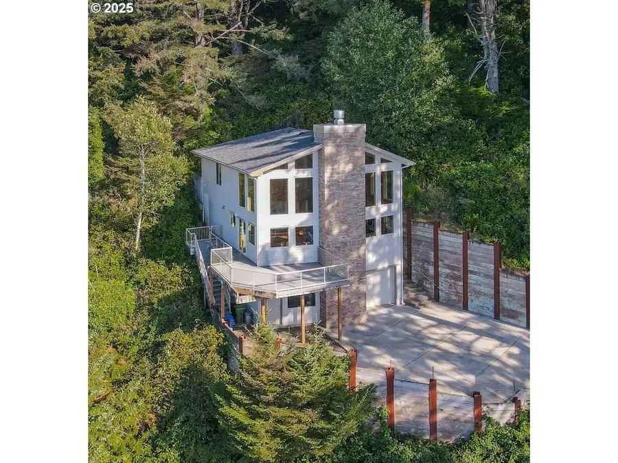 674 Pacific View Dr, Yachats, OR 97498 - Image #2