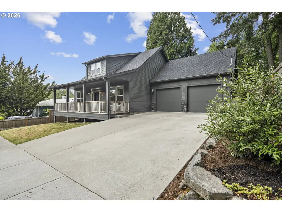 3785 SW Caldew St, Portland, OR 97219 - #2