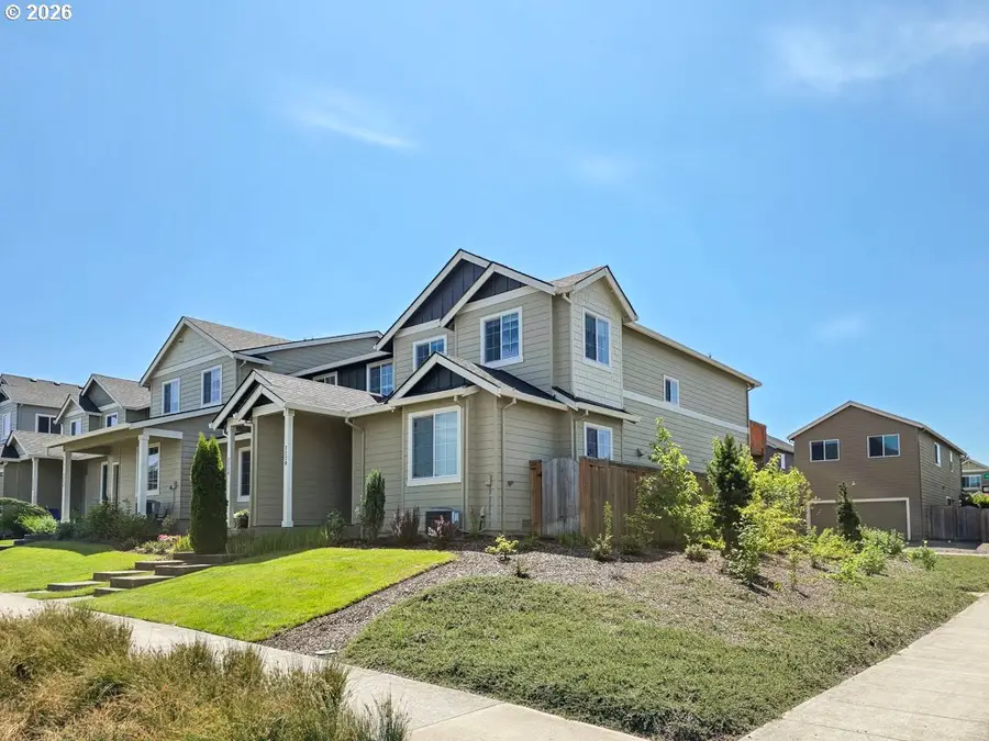 2220 SE 16th St, Gresham, OR 97080 - Image #2