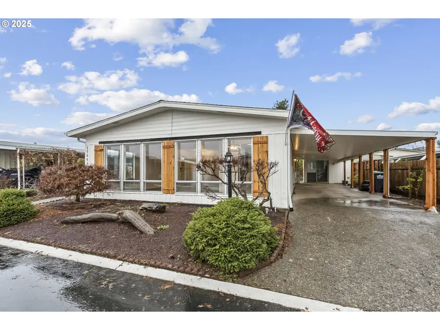 17041 SW Eldorado Dr, Beaverton Hillsboro, OR 97224 - Image #2