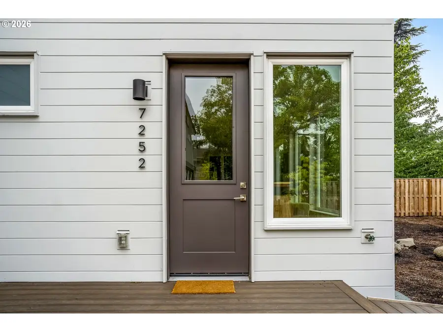 7252 NE Going St, Portland, OR 97218 - #3