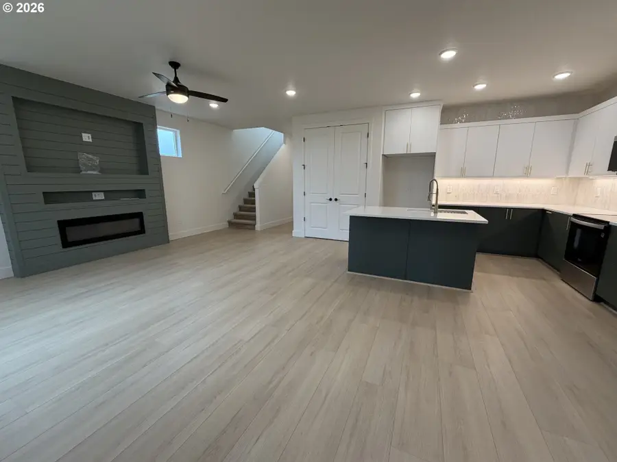 16073 Barlow Trail Ln, Oregon City, OR 97045 - #2