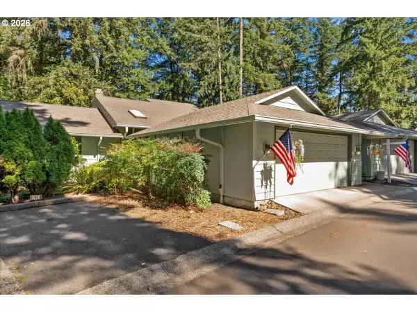 4238 Woodside Cir, LakeOswego, OR 97035