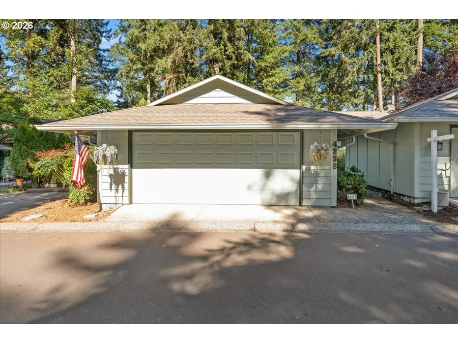 4238 Woodside Cir, Lake Oswego, OR 97035 - #2