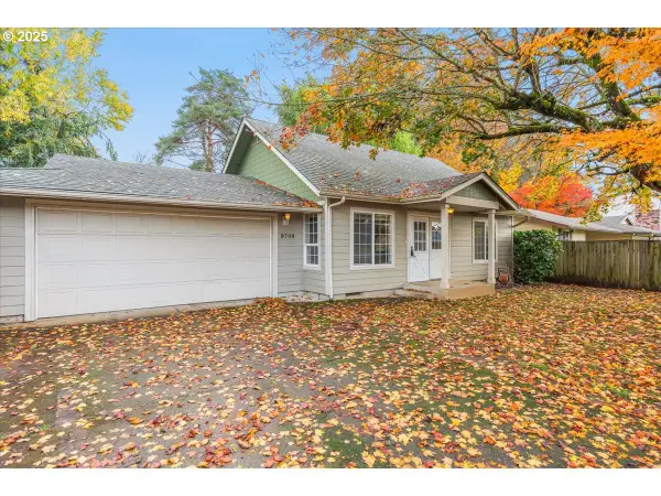 9709 NW 21st Ave, Vancouver, WA 98665