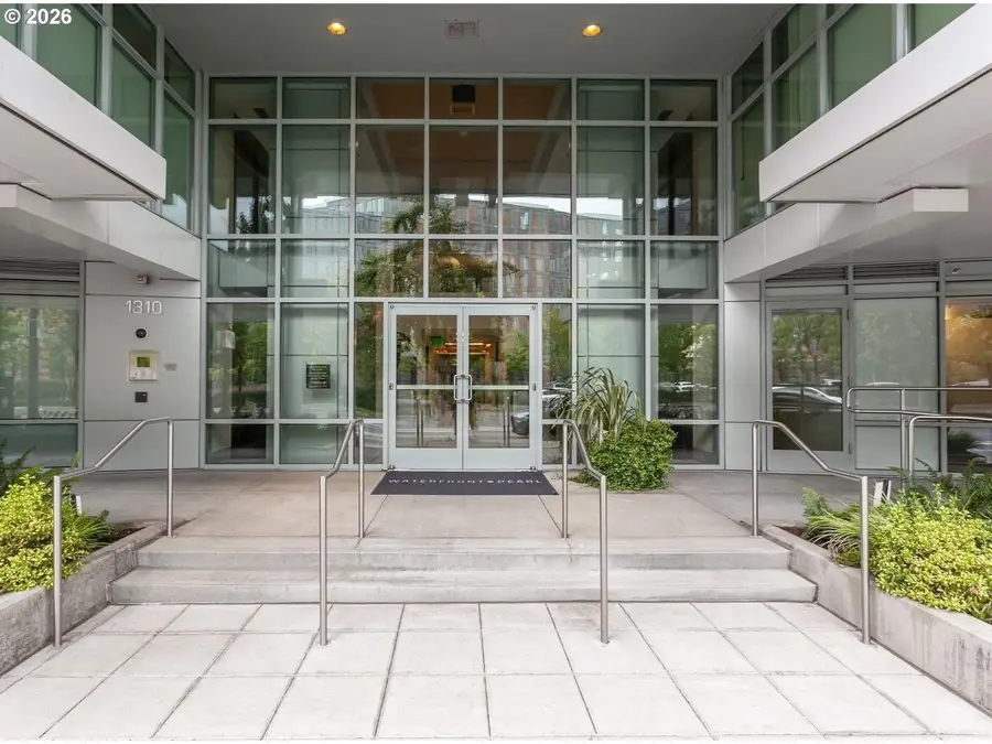 1310 NW Naito Pkwy #901, Portland, OR 97209 - #2