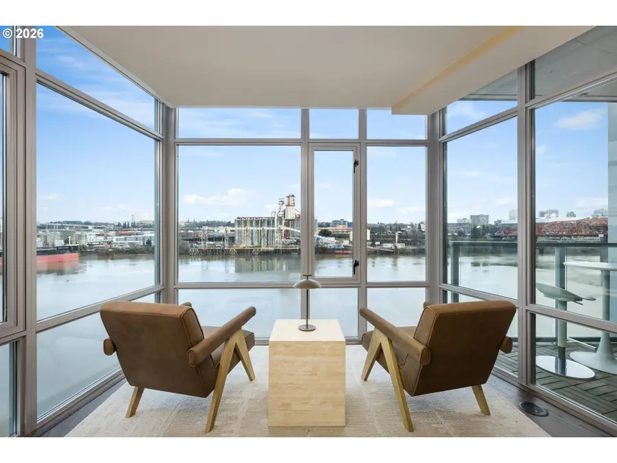 1310 NW Naito Pkwy #901, Portland, OR 97209 - #3