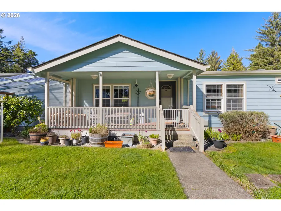 69323 Wildwood Rd, Saunders Lake, OR 97459 - #3