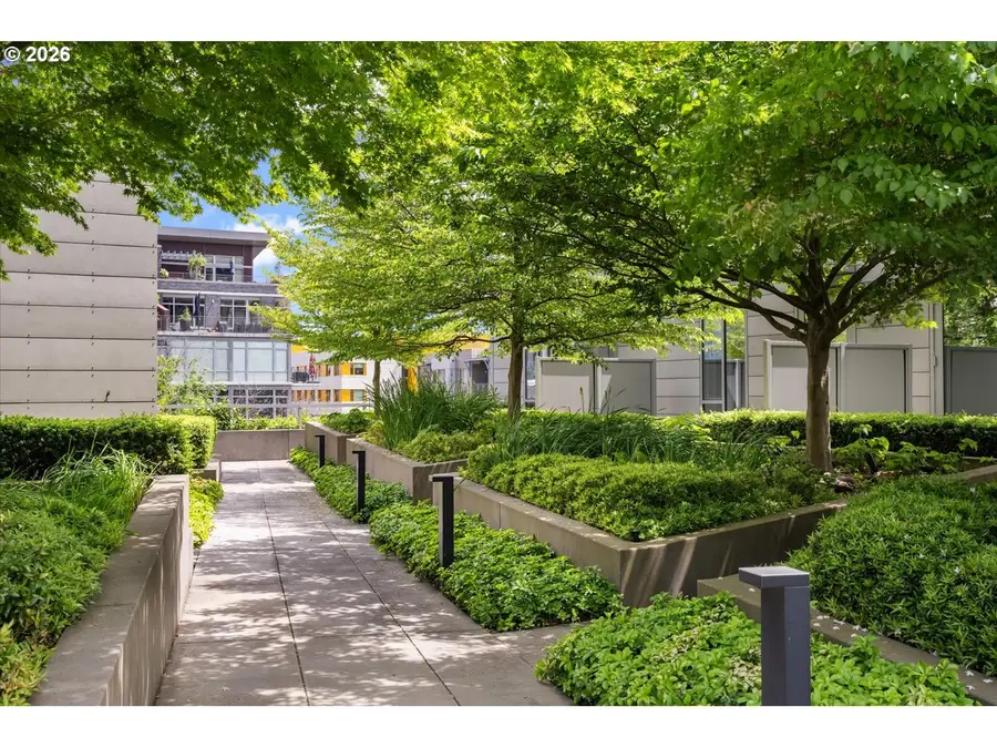 1075 NW Northrup St #421, Portland, OR 97209 - #2