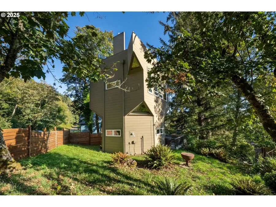 1685 Chinook Ave, Oceanside, OR 97134 - Image #3