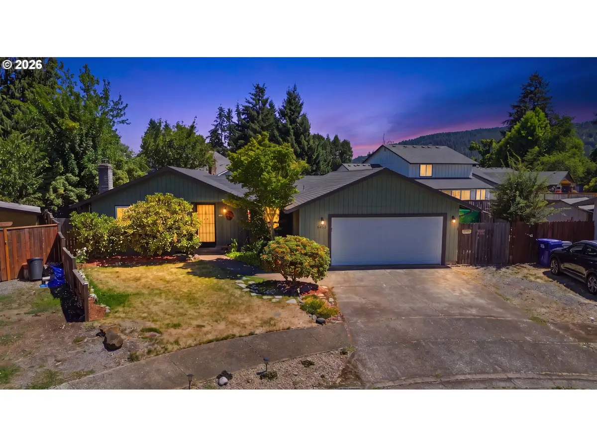 6450 B St, Springfield, OR 97478 - #1