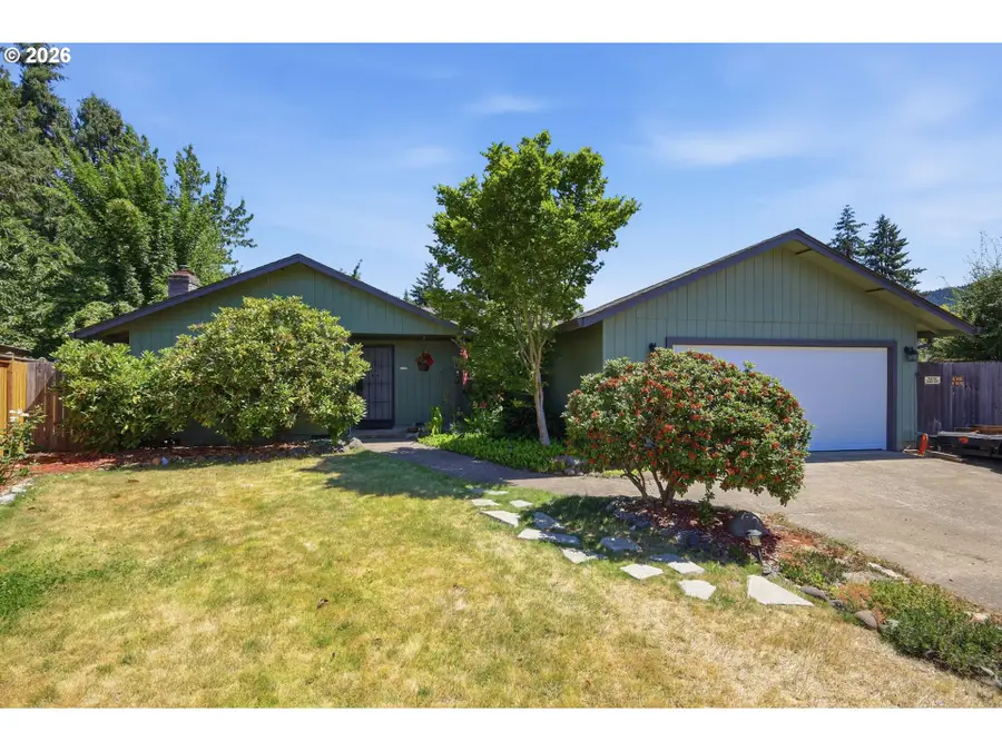 6450 B St, Springfield, OR 97478 - #3