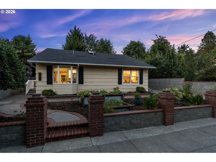 6427 N Princeton St, Portland, OR 97203 - #2