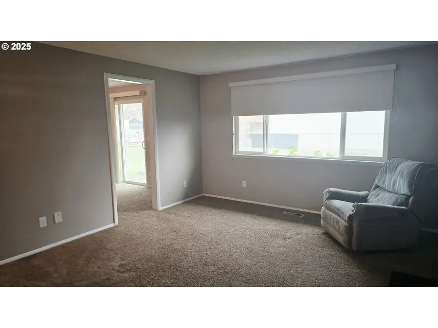 3103 N Walnut St, La Grande, OR 97850 - Image #3