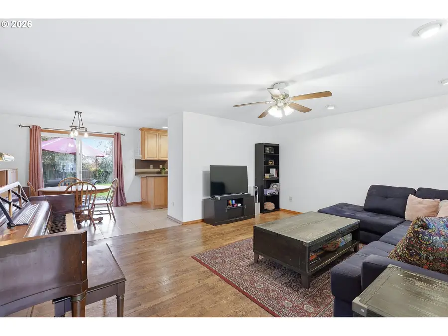 16825 SW Cambridge Ct, Beaverton, OR 97078 - #3