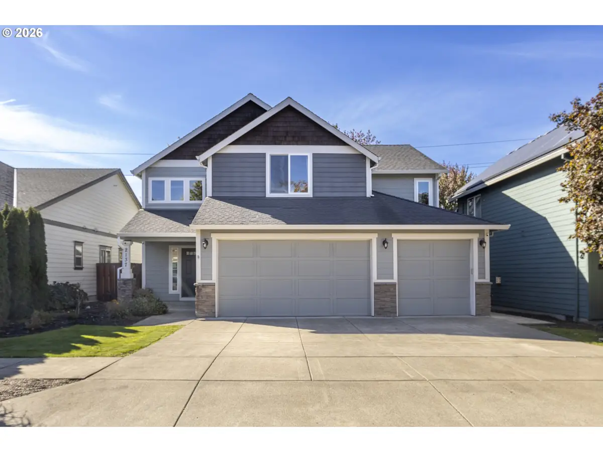 2137 N Legacy Dr, Newberg, OR 97132 - #1