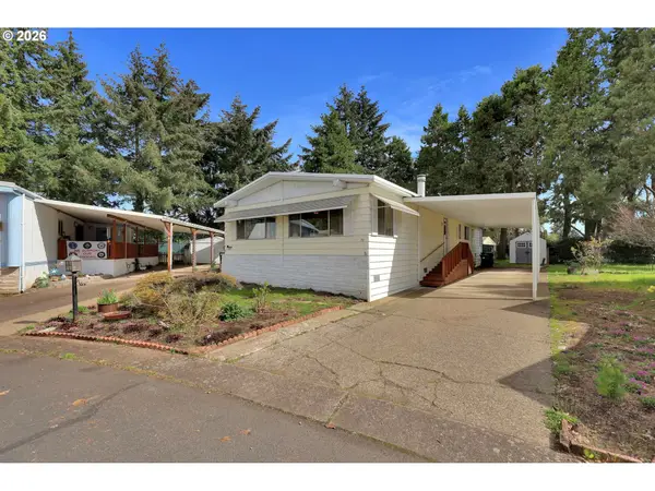 1800 Lakewood Ct #70, Eugene, OR 97402