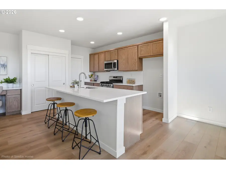 2269 W 10th Ave, Junction City, OR 97448 - #3