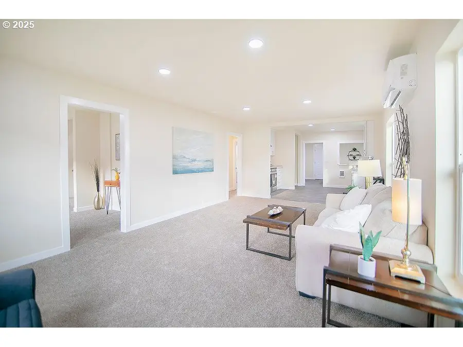 1214 S 5th Ave, Kelso, WA 98626 - Image #3