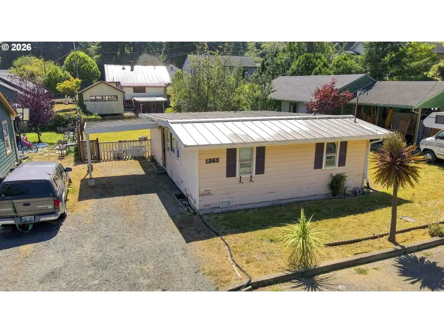1363 Minnesota Ave, Coos Bay, OR 97420 - #2