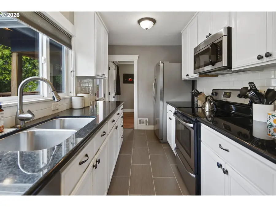 12580 SE 23rd Ave, Milwaukie, OR 97222 - #3
