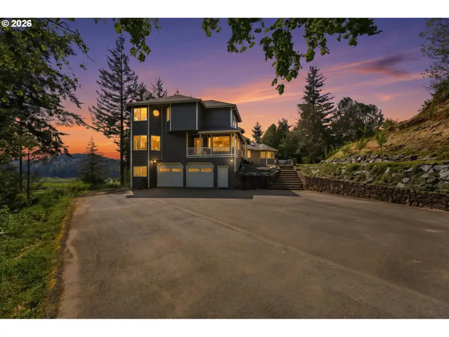 95037 Haynes Way Ln, North Bayside, OR 97459 - #2