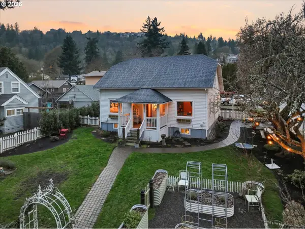 2207 SW 6th Ave, Camas, WA 98607