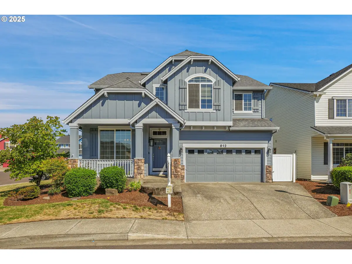812 N 27th Ave, Cornelius, OR 97113 - #1