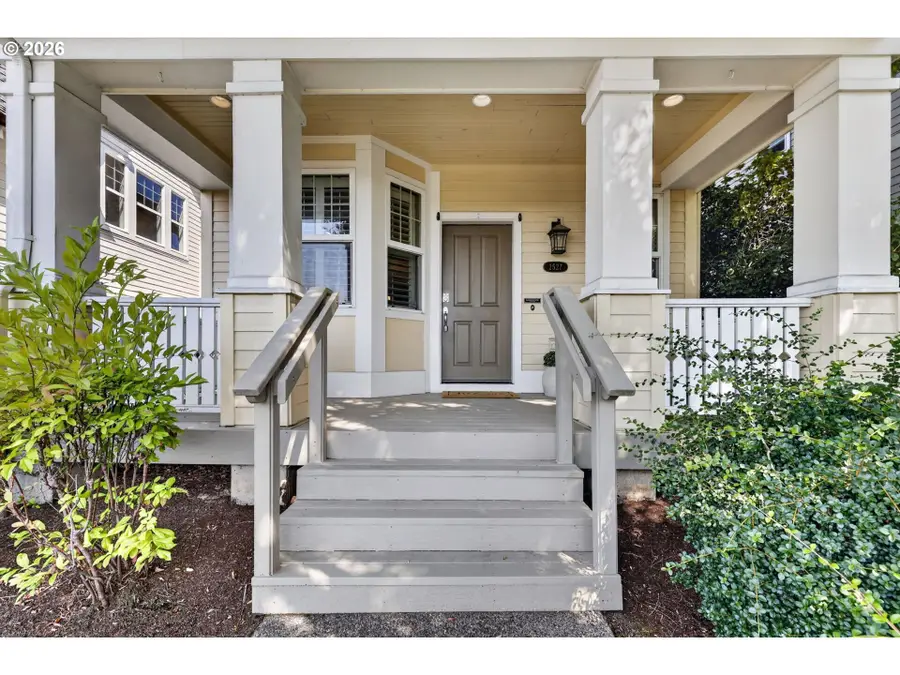 2527 NW Stimpson Ln, Portland, OR 97229 - #3