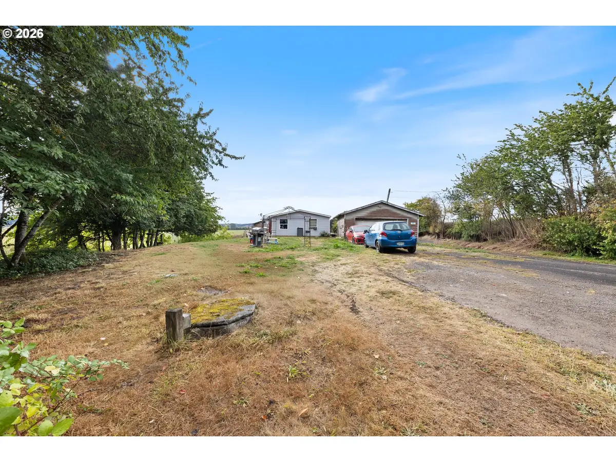 1050 W Lincoln St, Carlton, OR 97111 - #1