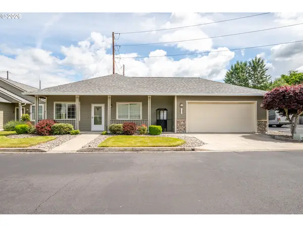 5558 Solo Point Dr, Longview, WA 98632