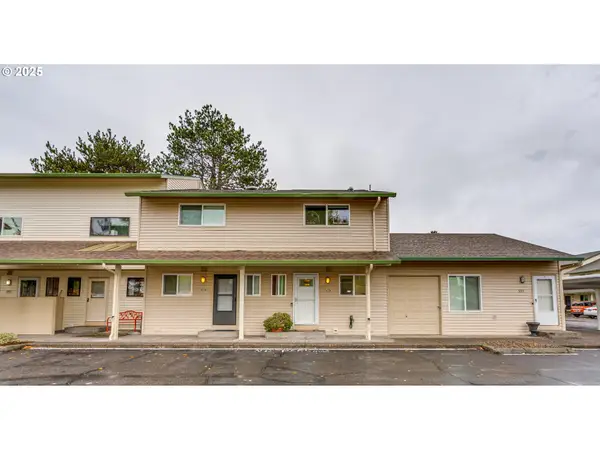 553 N Hayden Bay Dr, Portland, OR 97217