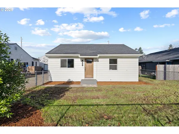 3104 E 24th St, Vancouver, WA 98661