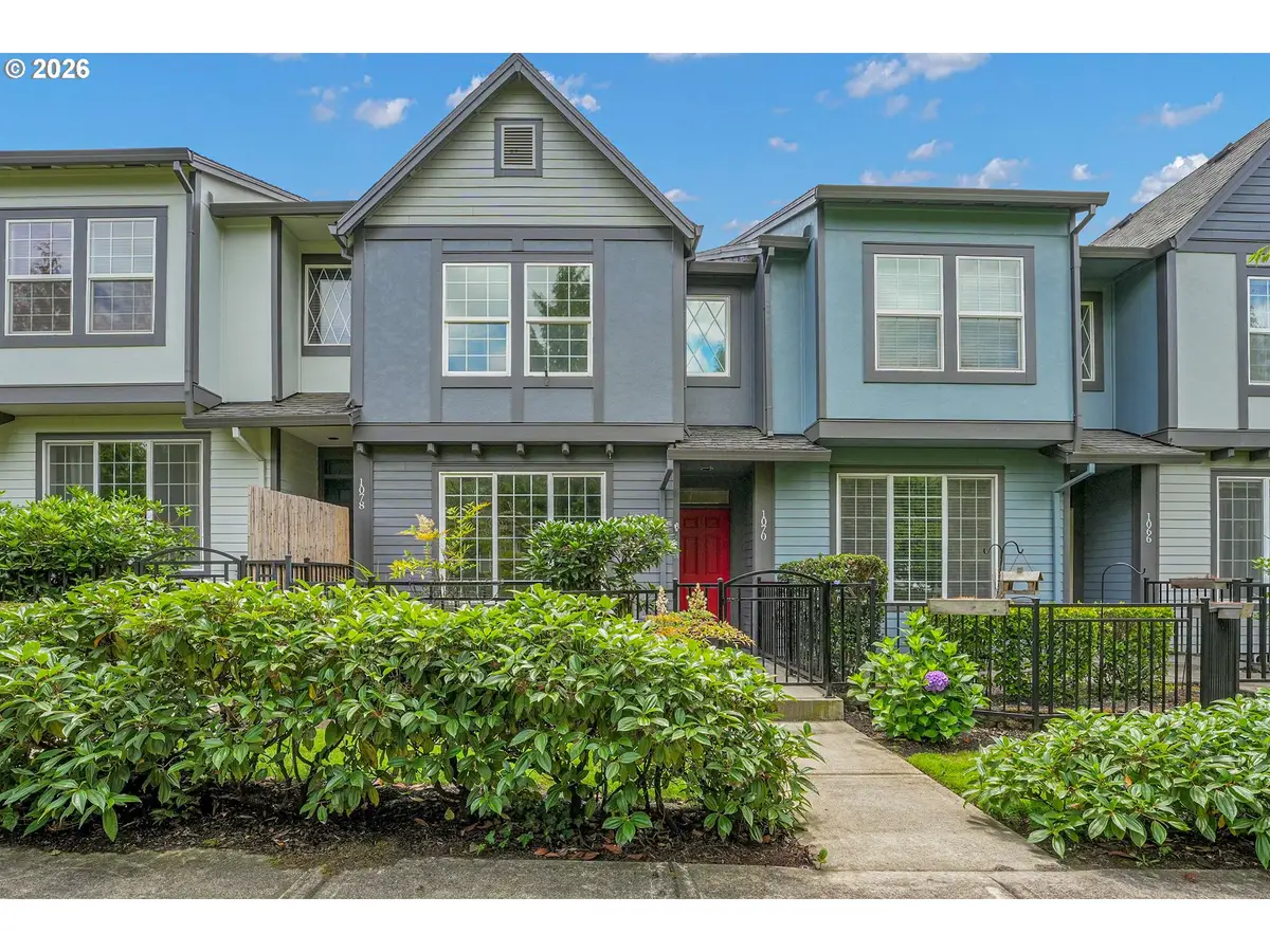 1070 SE Nazomi Ave, Hillsboro, OR 97123 - #1