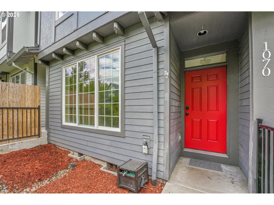 1070 SE Nazomi Ave, Hillsboro, OR 97123 - #3