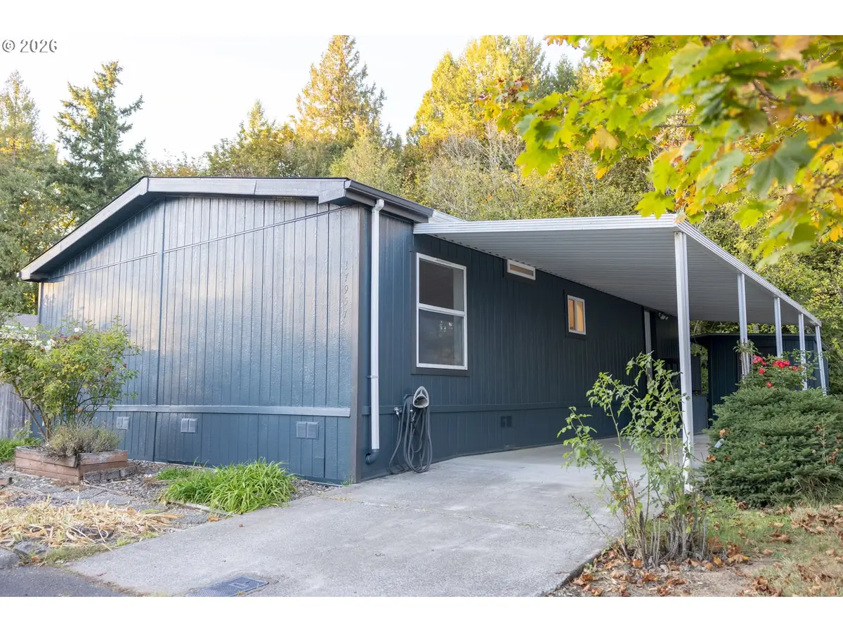 17957 S Country Village Dr, Northwest Clackamas, OR 97045 - #1