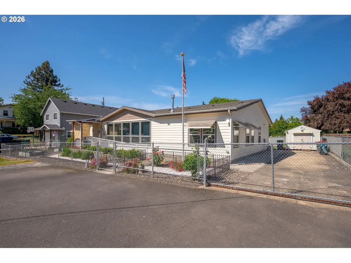 532 E Water St, Lafayette, OR 97127 - #1