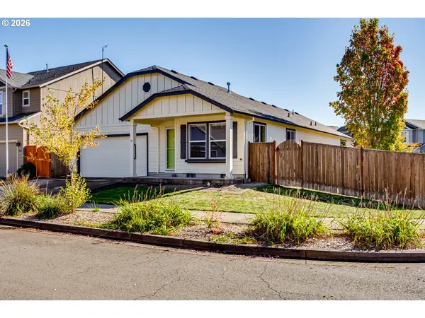 1942 Adelman Loop, Eugene, OR 97402