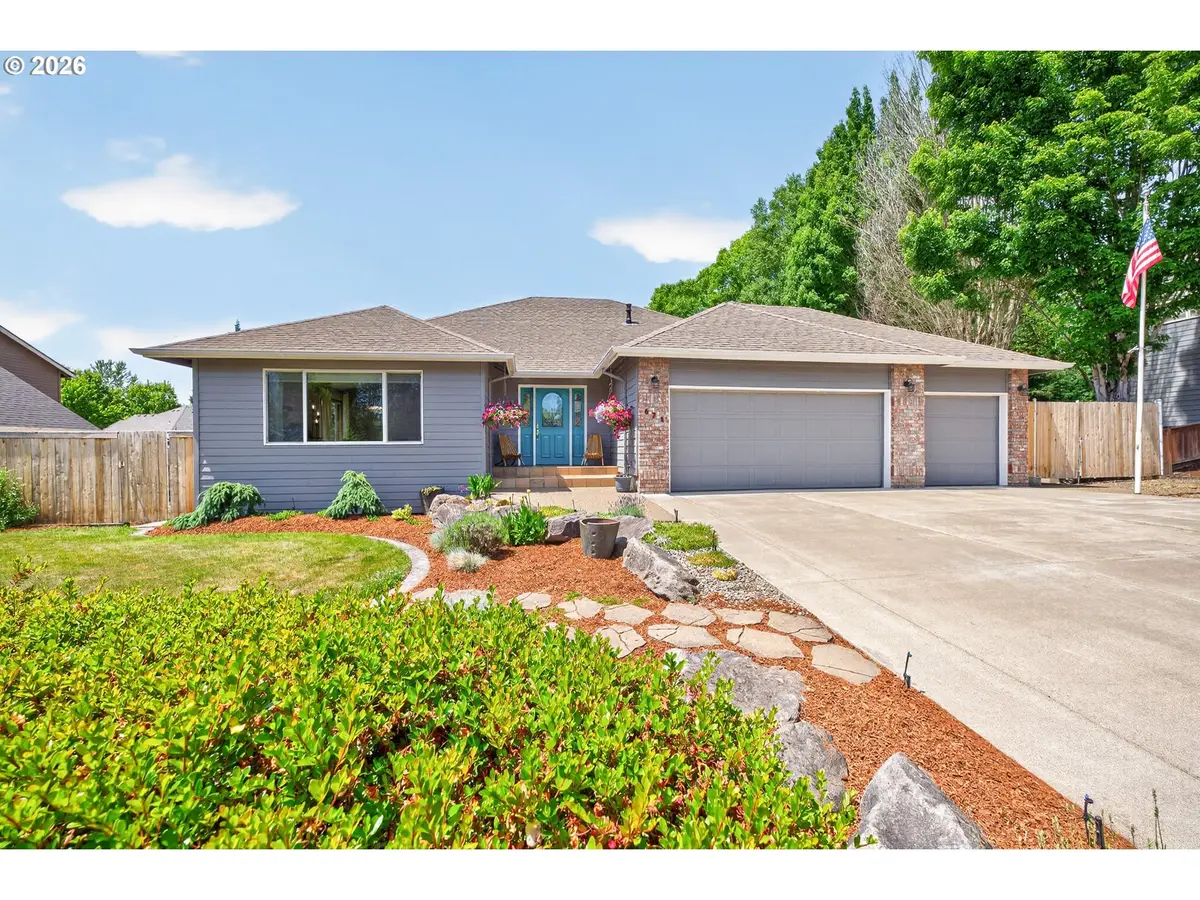 671 NW Allen Ct, McMinnville, OR 97128 - #1