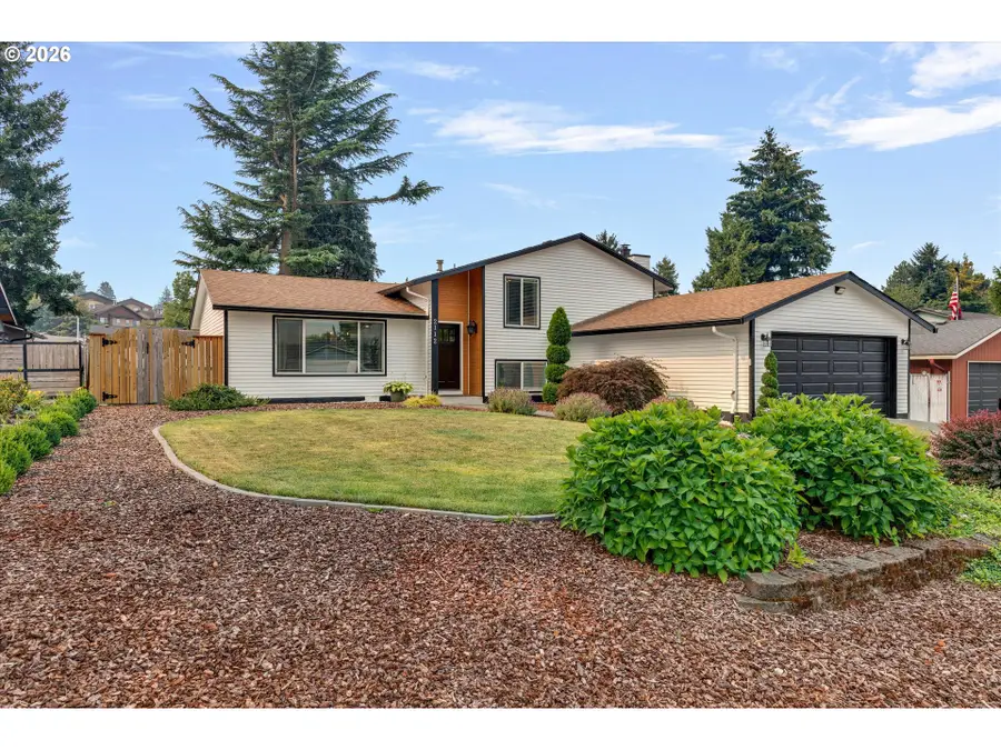 2112 NW 15th Ct, Gresham, OR 97030 - #3