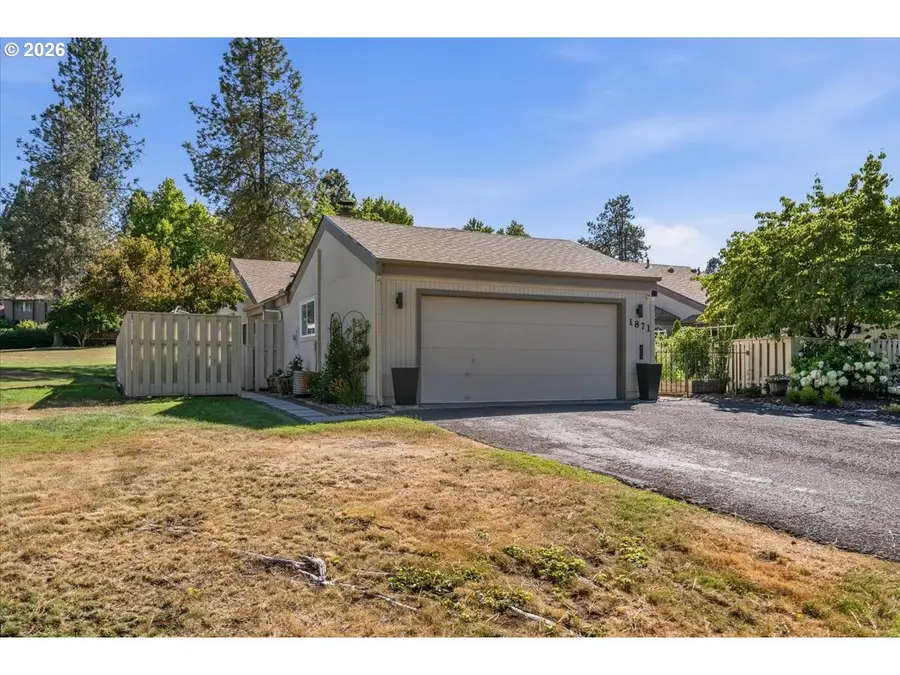 1871 SE Lexington Cir, Salem, OR 97301 - #3