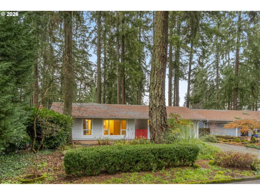 17514 Schalit Way, Lake Oswego, OR 97035 - Image #2