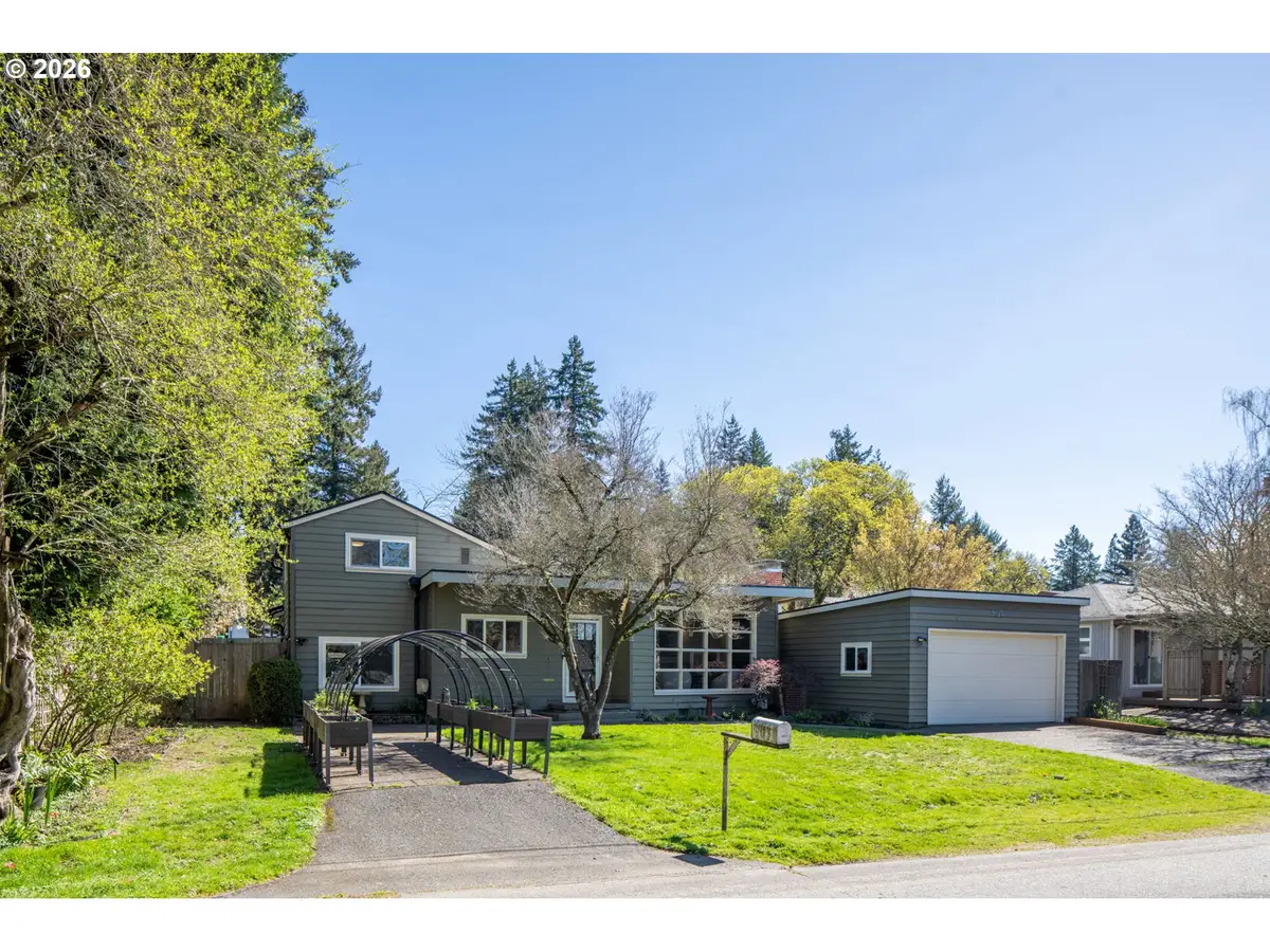 9824 SW 56th Ave, Portland, OR 97219 - #1