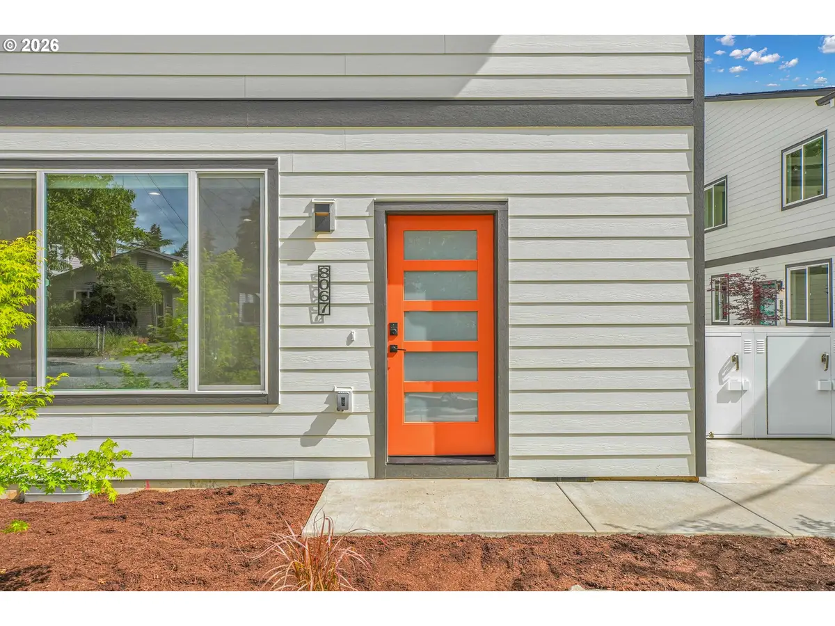 8067 SE Carlton St, Portland, OR 97206 - #1