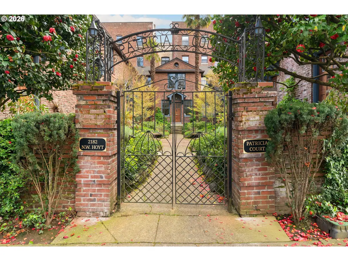 2182 NW Hoyt St #8, Portland, OR 97210 - #1