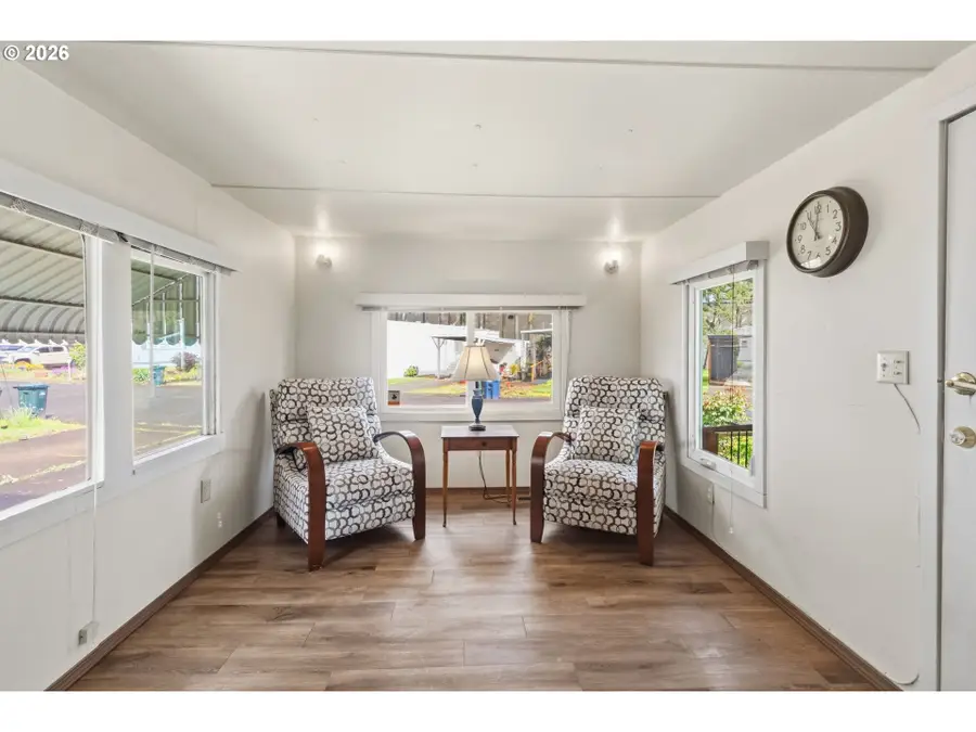 205 S 54th St #10, Springfield, OR 97478 - #2